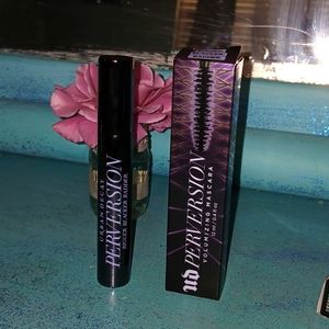 3/$30 NIB Urban Decay Perversion Volumizing Mascara